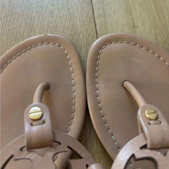 Tory Burch Tan Sandals - Picture 7 of 10
